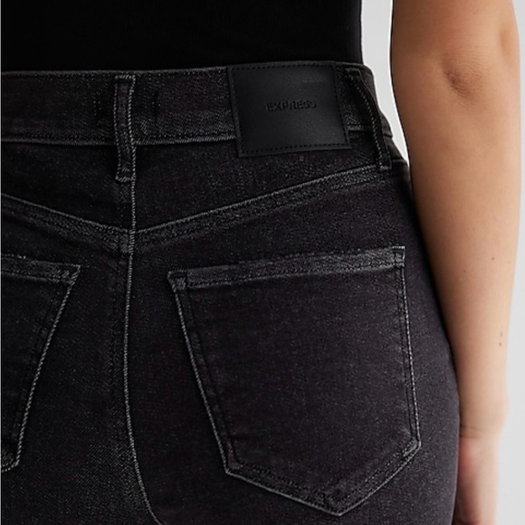 Express NWT - Modern Straight High Rise Hyper Stretch Jeans - Size 6R - Picture 7 of 16